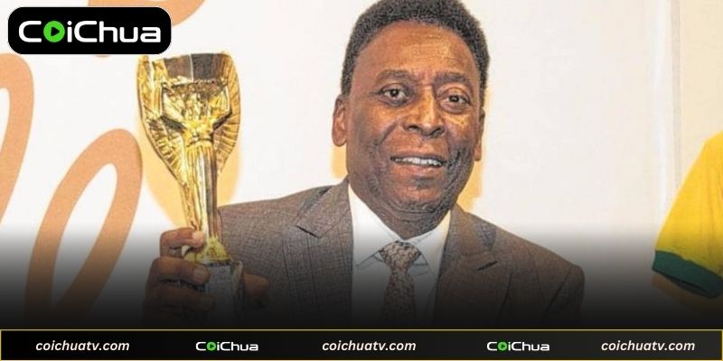 Những kỷ lục vĩ đại của vua bóng đá